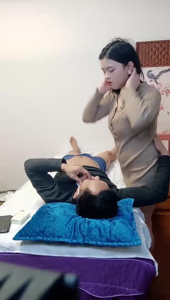 #老鸡按摩店操技师