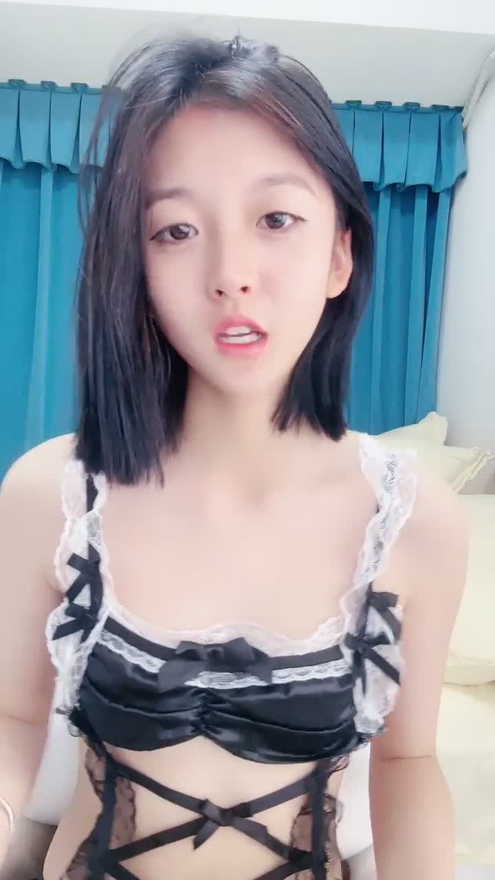 #新人源源 超粉校花 舌钉口交,刚下海就被干,跪马桶上… 上老王论坛当老王