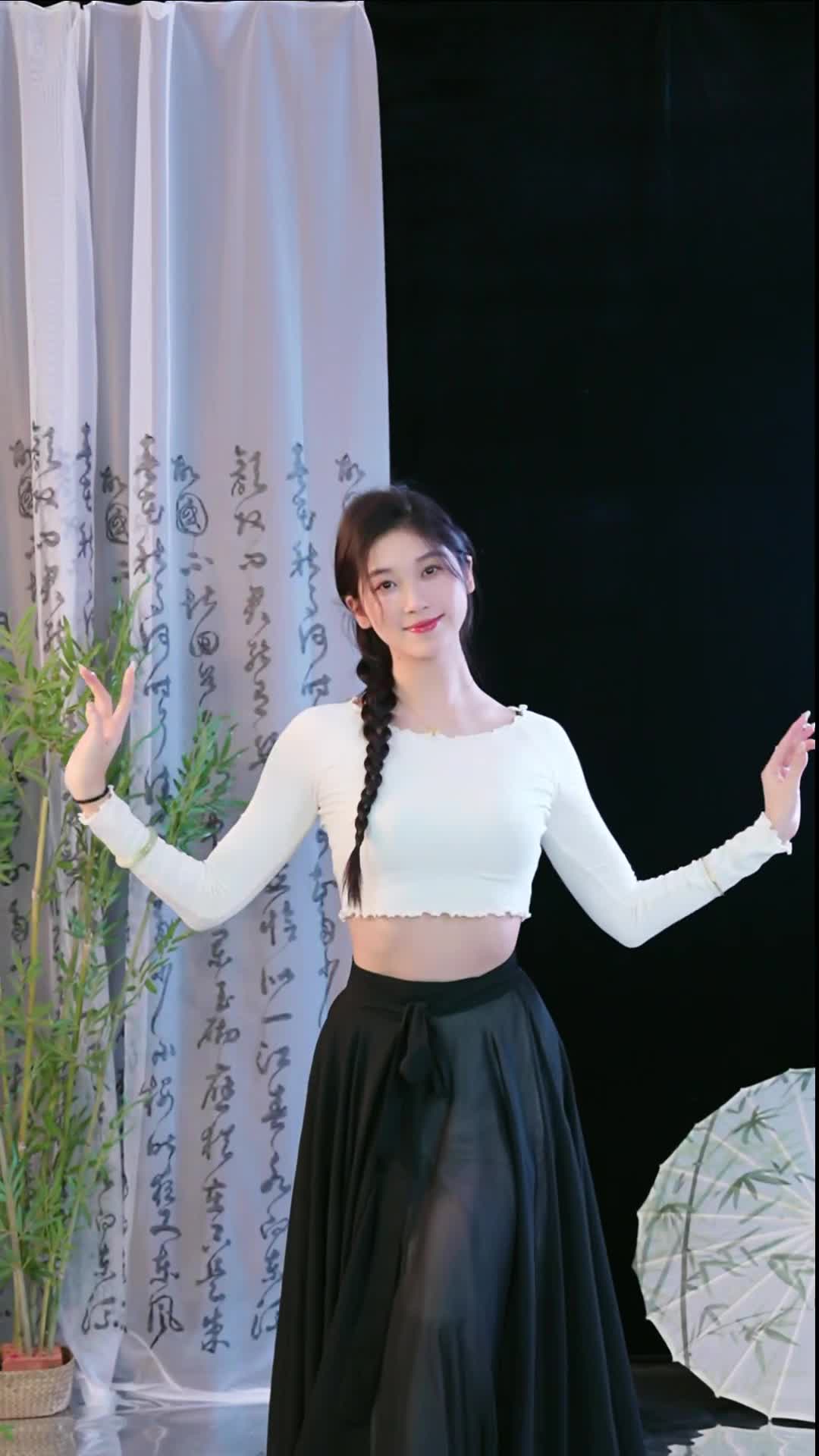 #徐婉婷 #抖音 #舞蹈 #中国舞 @ikan_live 2024-11-06