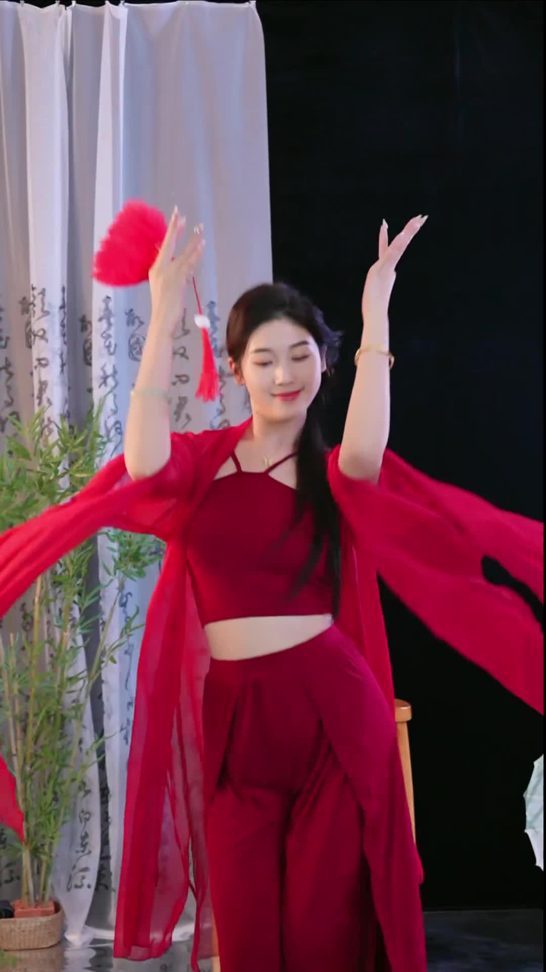 #徐婉婷 #抖音 #舞蹈 #中国舞 @ikan_live 2024-11-08
