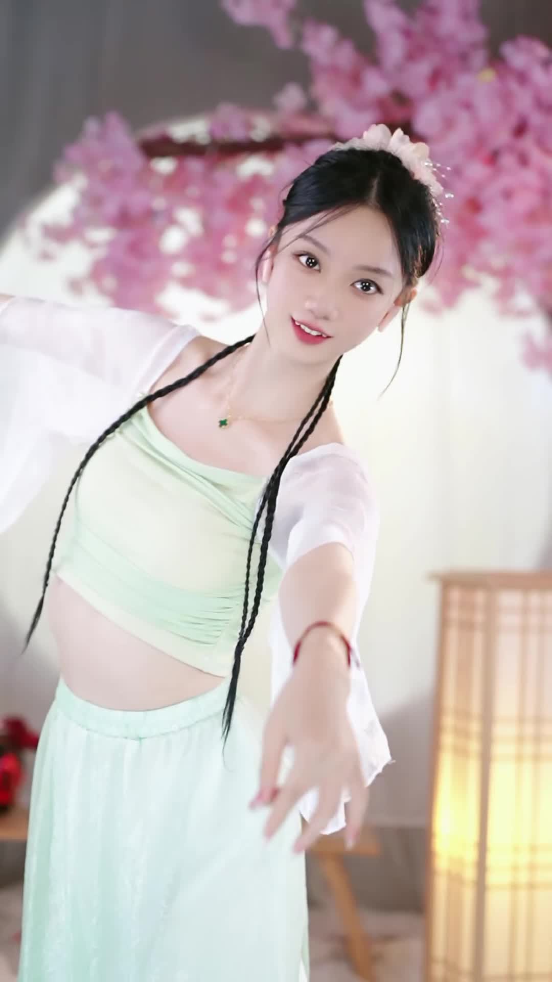 #刘诗涵 #抖音 #舞蹈 #中国舞 @ikan_live 2024-11-07