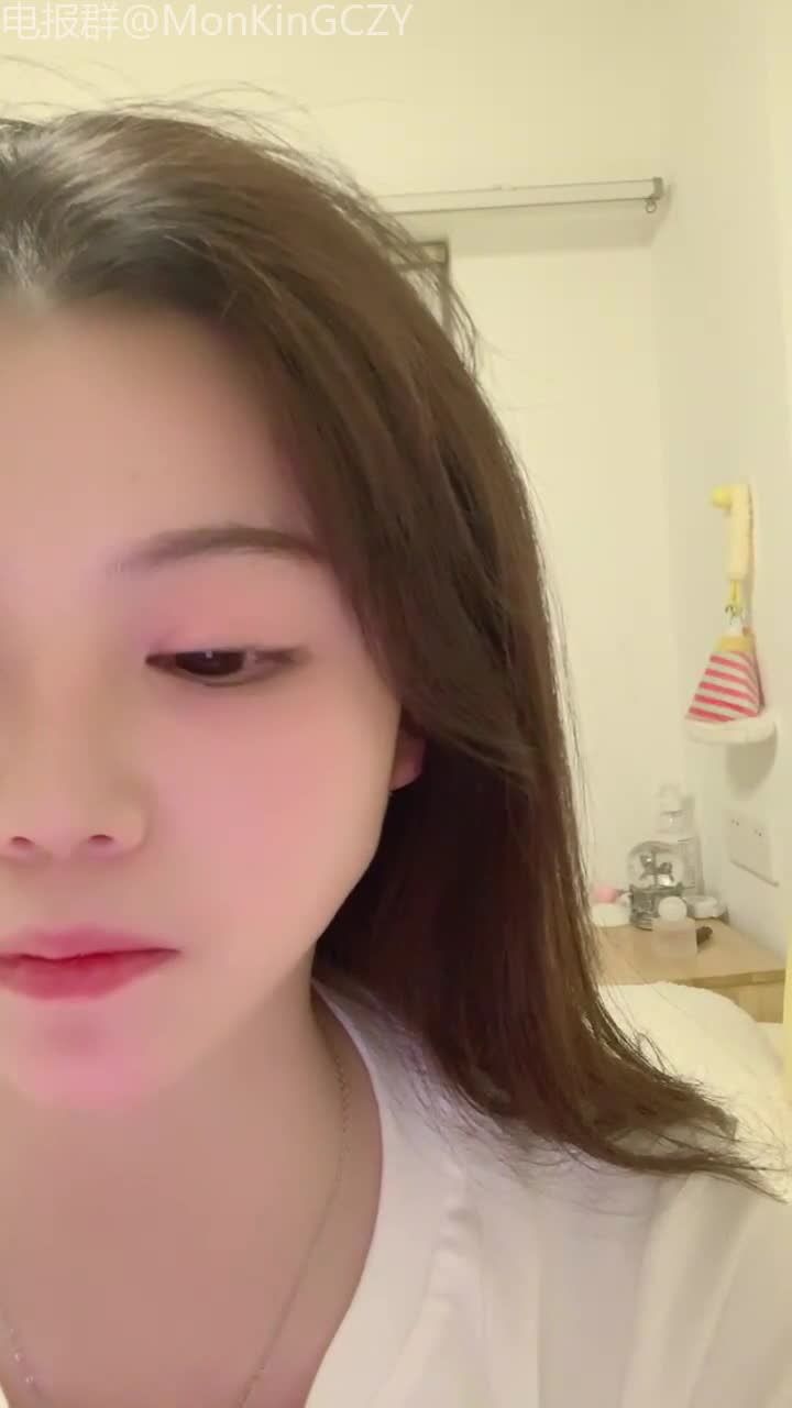 #懒懒 #直播超级大奶bbw艺术生，一线天超粉嫩
