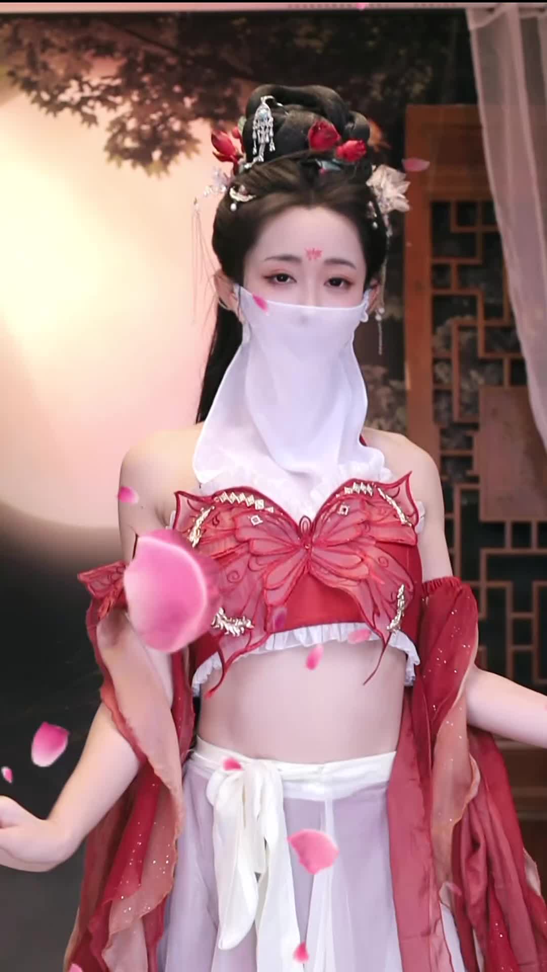 #花千小骨 #抖音 #舞蹈 #中国舞 @ikan_live 2024-11-23