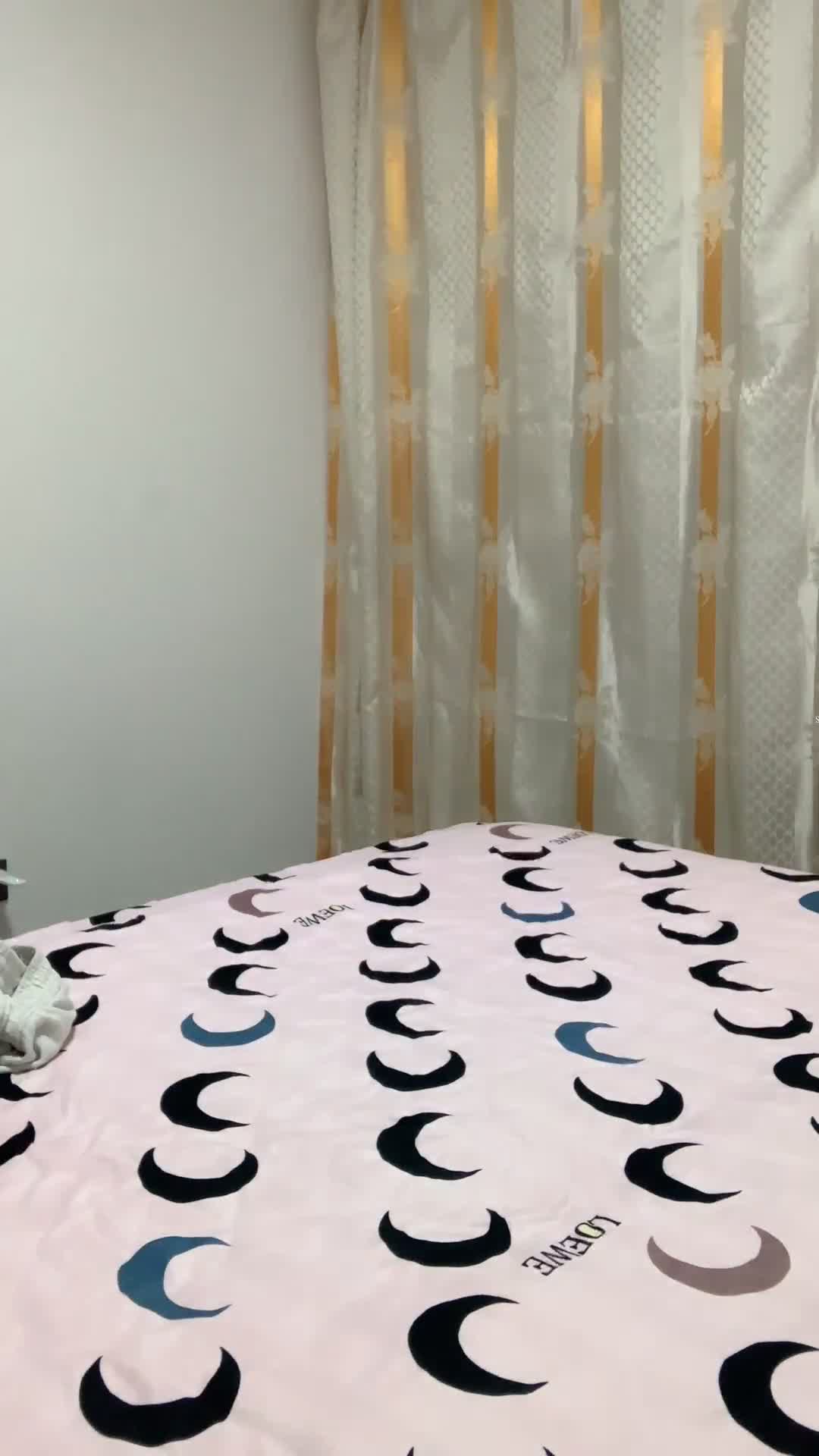#小雨 新人！最正宗邻家校花来了~ 道具自慰！害我撸通宵