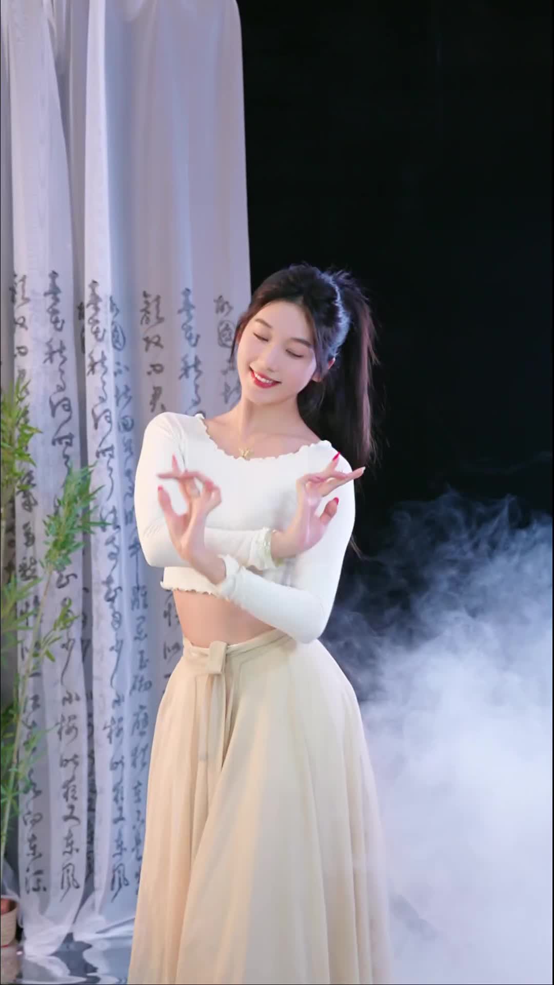 #徐婉婷 #抖音 #舞蹈 #中国舞 @ikan_live 2024-11-19