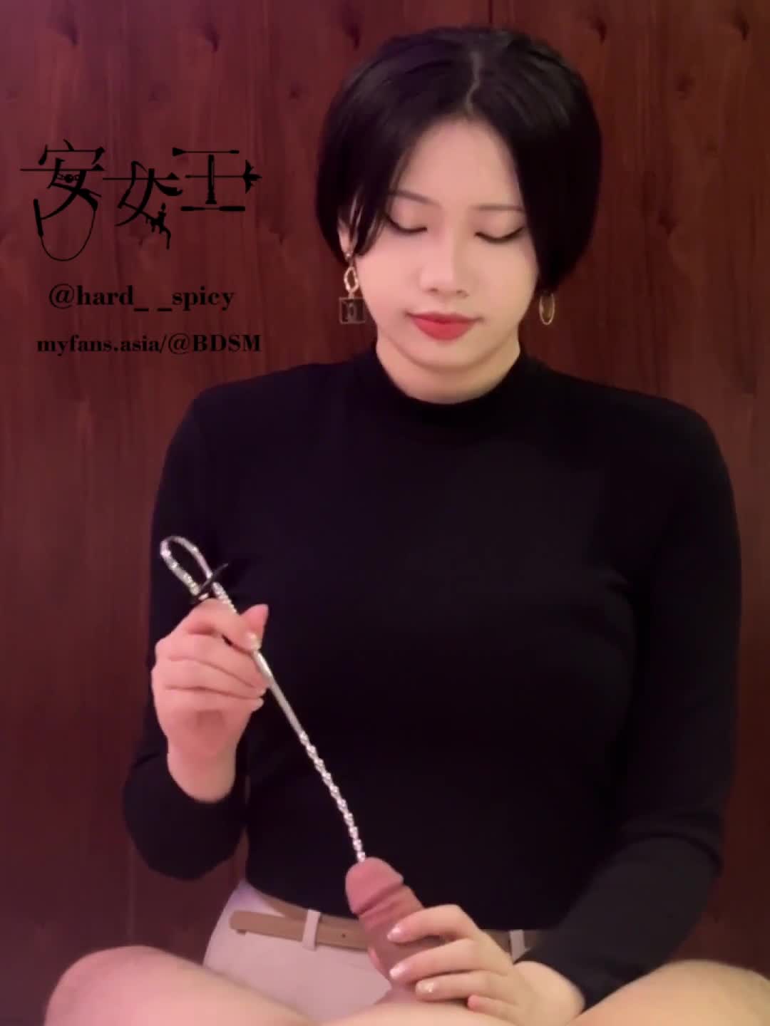 卧槽 一次性牛子 女王让你射才能射看完不射 你是这个 寸止#寸止 #榨精 #女王