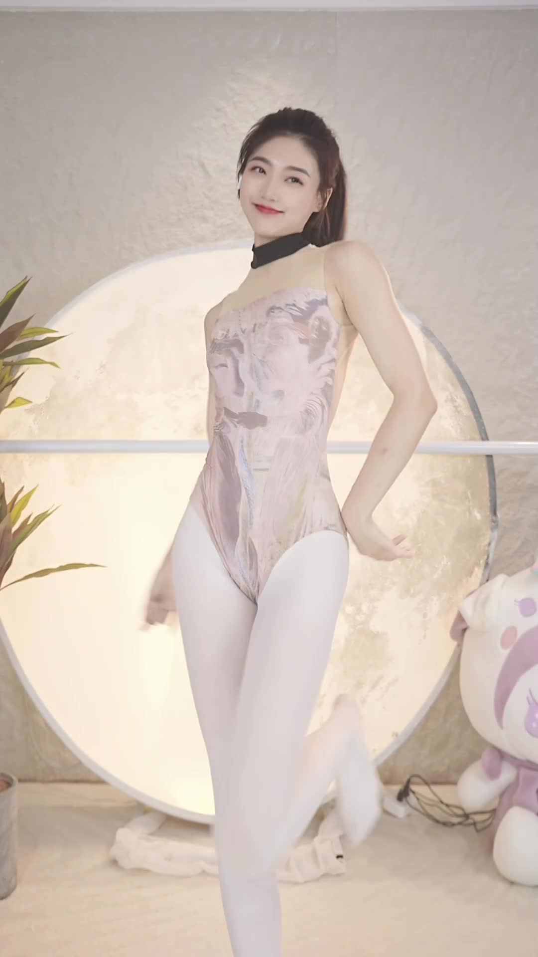 #中国舞小仙女 #抖音 #舞蹈 #中国舞 @ikan_live 2024-11-21
