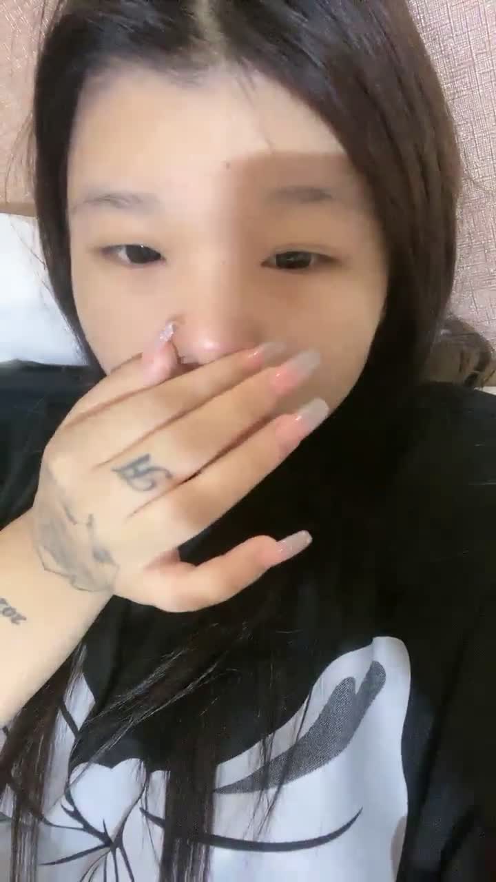 精神小妹直播大秀超超级合集16又是羡慕精神小伙的11天#精神小妹 #直播 #学生我要去给精神小伙当马仔了 可以轮到吗 我去推屁股也行啊