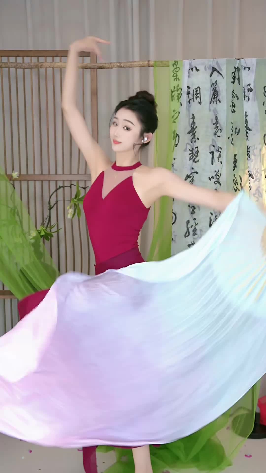 #敏敏_中国舞版 #抖音 #舞蹈 #中国舞 @ikan_live 2024-11-22