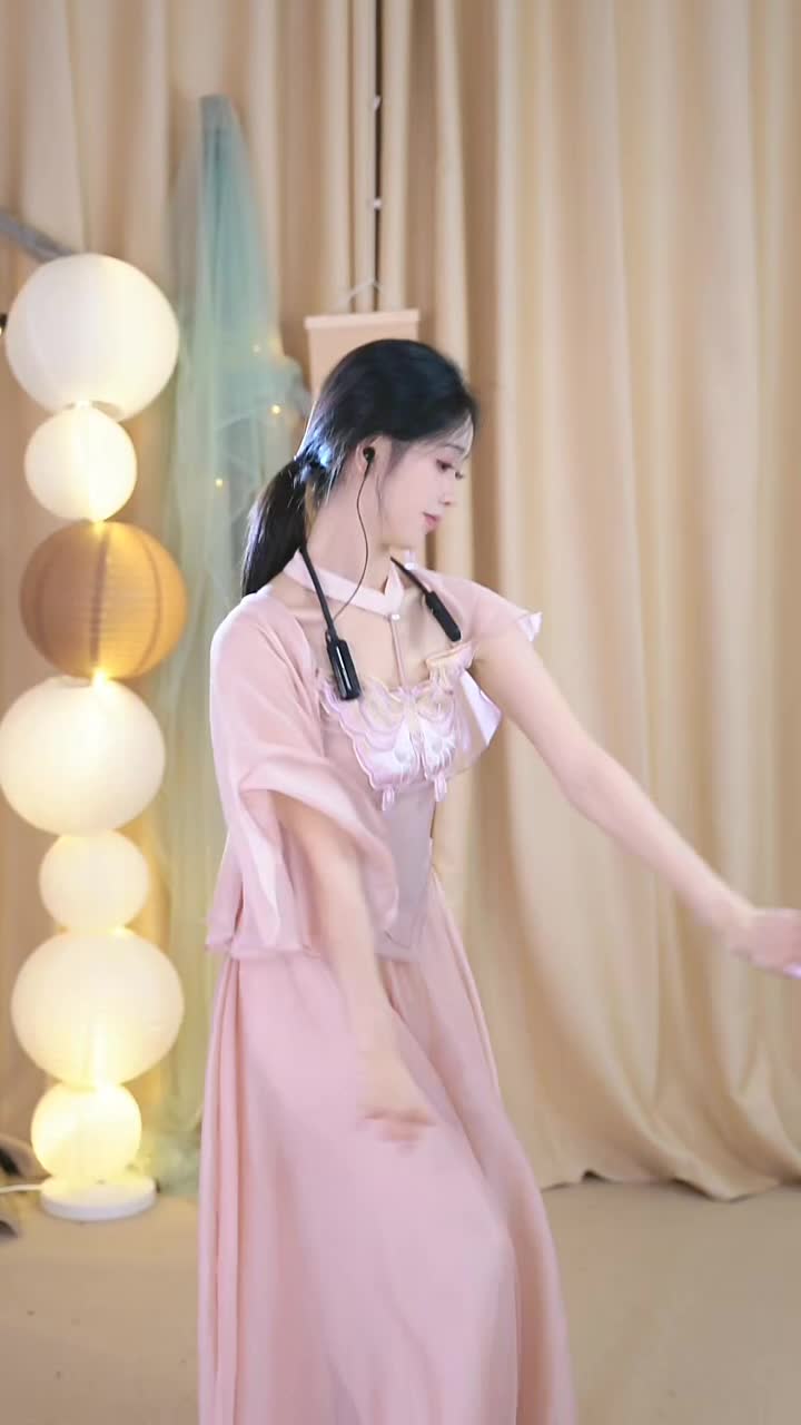 #唐星然 #抖音 #舞蹈 #中国舞 @ikan_live 2024-11-17