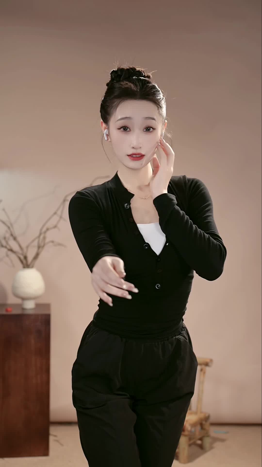 #柳云灿 #抖音 #舞蹈 #中国舞 @ikan_live 2024-11-20