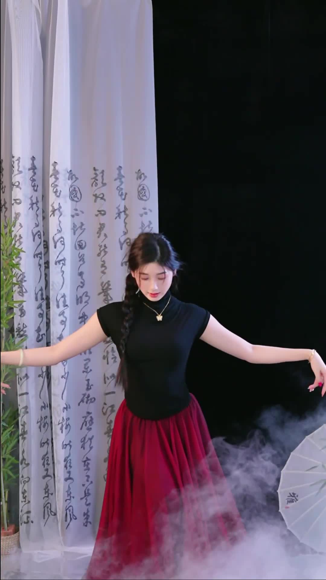#徐婉婷 #抖音 #舞蹈 #中国舞 @ikan_live 2024-11-21