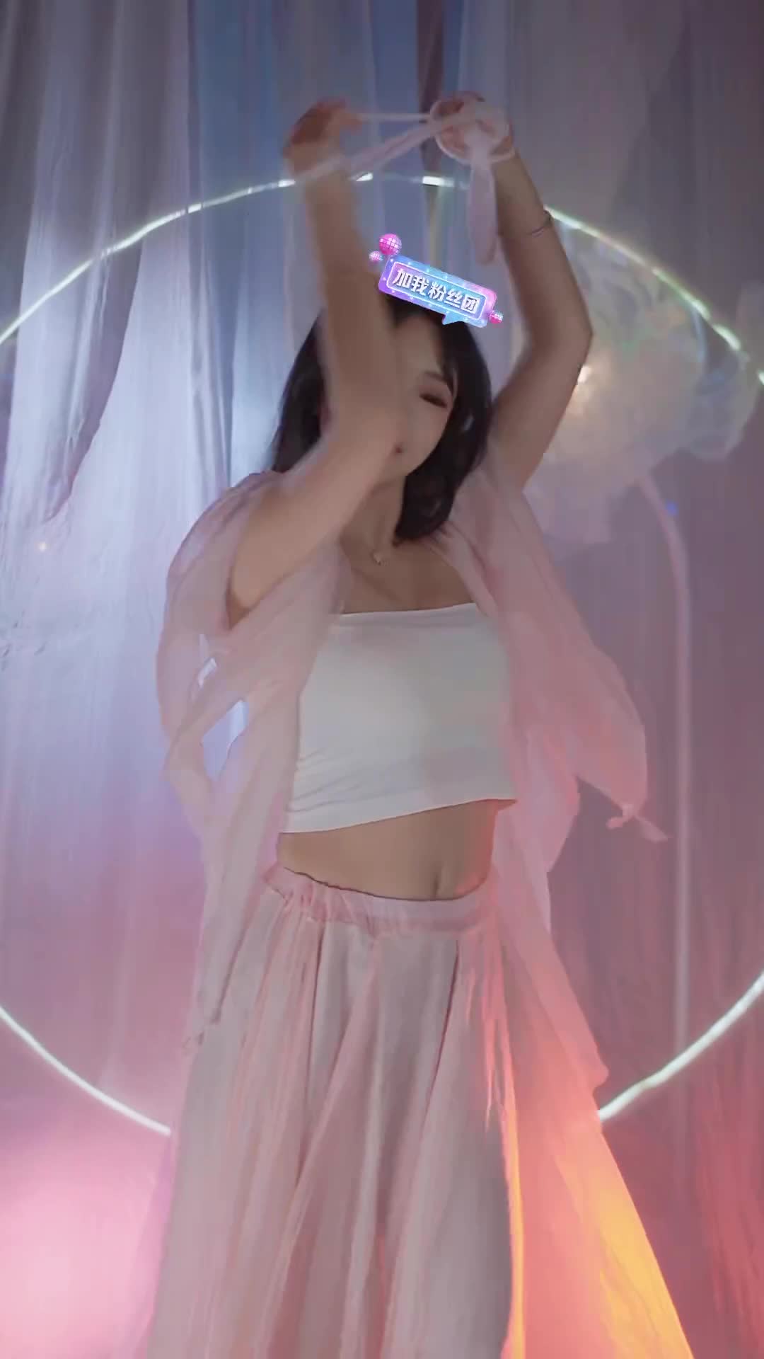 #馨馨baby #抖音 #舞蹈 #中国舞 @ikan_live 2024-11-15