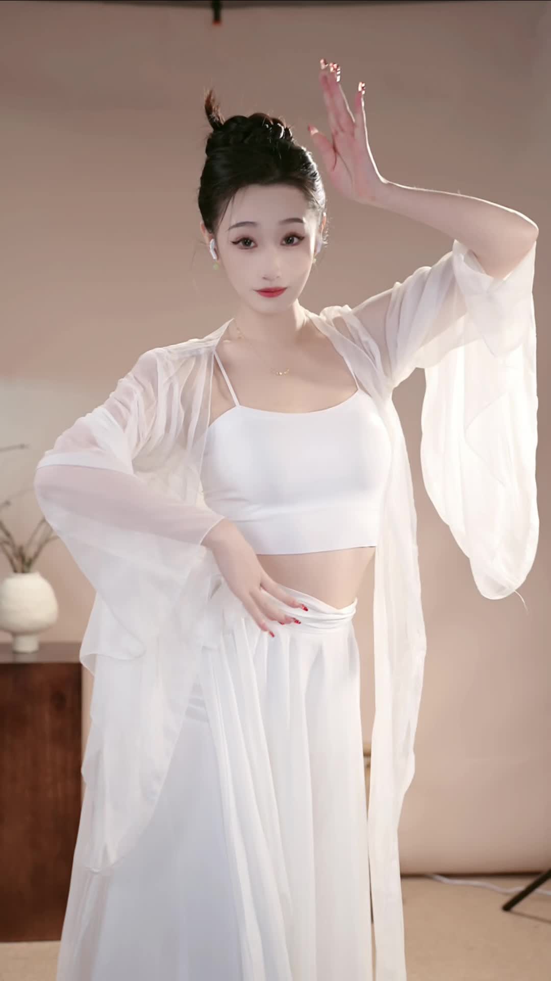 #柳云灿 #抖音 #舞蹈 #中国舞 @ikan_live 2024-12-14