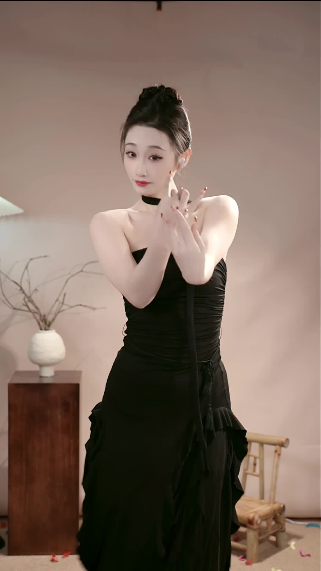 #柳云灿 #抖音 #舞蹈 #中国舞 @ikan_live 2024-12-11