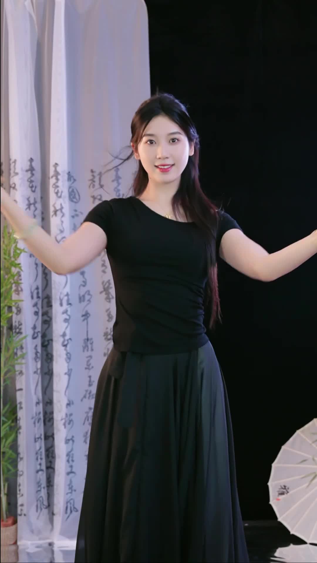 #徐婉婷 #抖音 #舞蹈 #中国舞 @ikan_live 2024-11-22