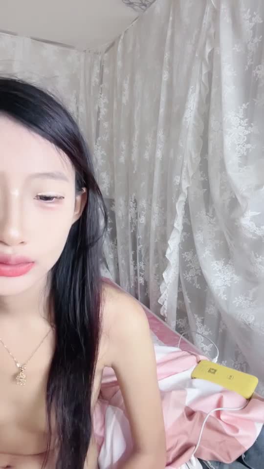 #纯情萝莉 疯狂推荐！校花下海！超级漂亮~ 道具自慰！爽~