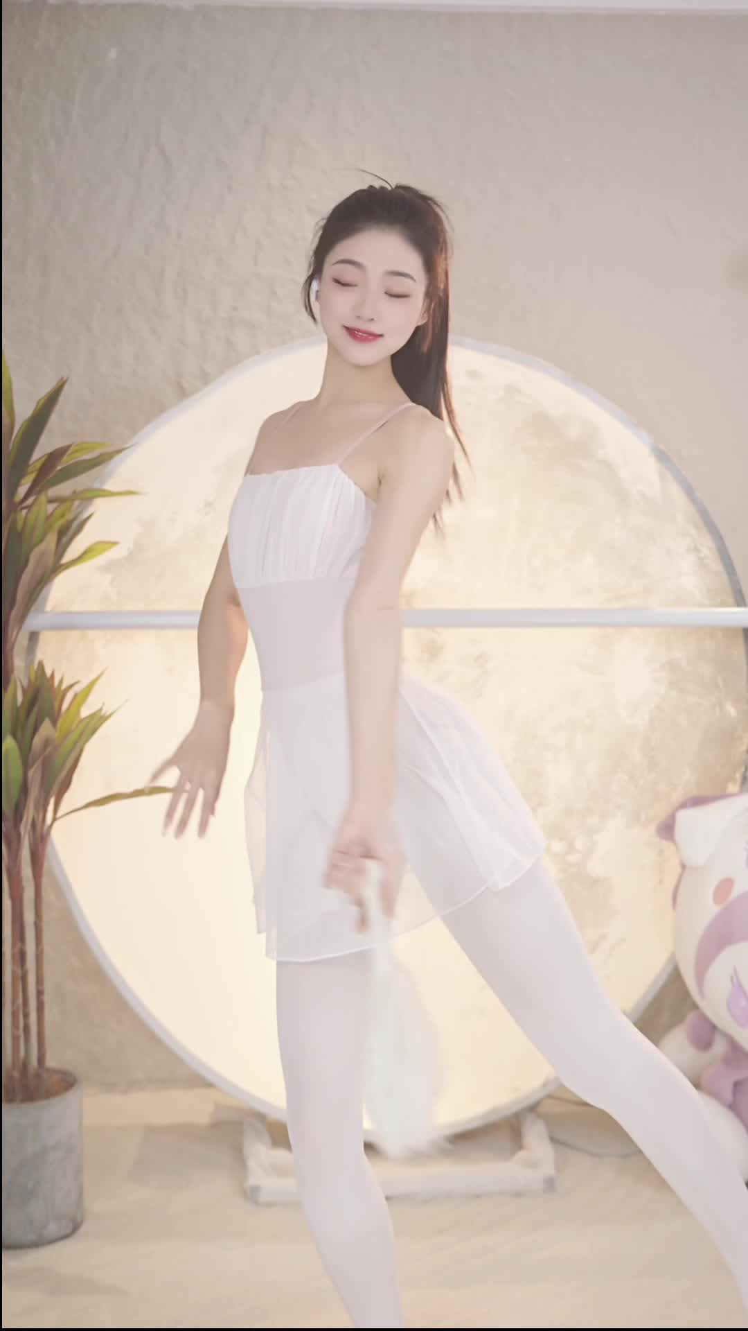 #中国舞小仙女 #抖音 #舞蹈 #中国舞 @ikan_live 2024-12-14