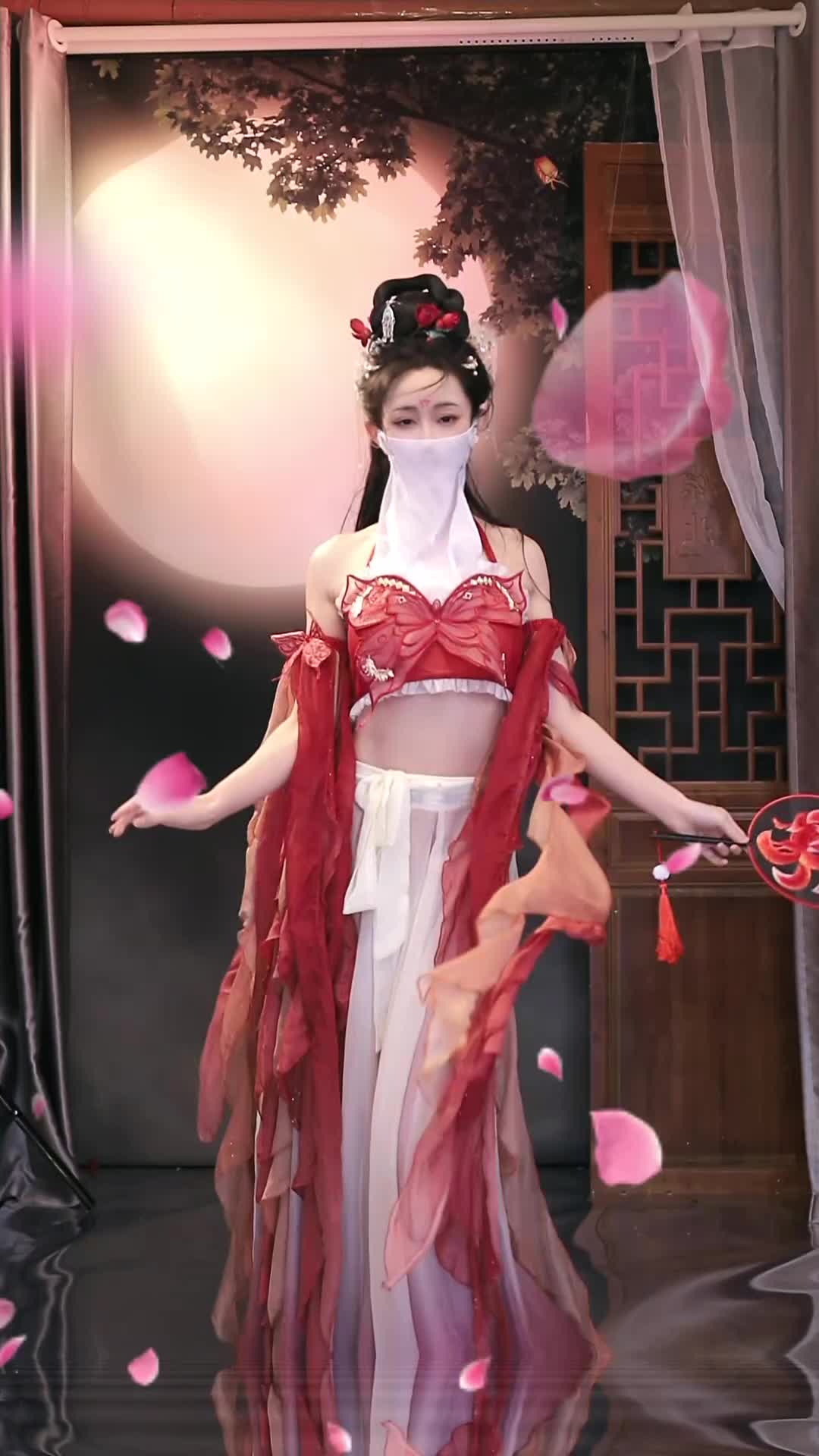 #花千小骨 #抖音 #舞蹈 #中国舞 @ikan_live 2024-11-23