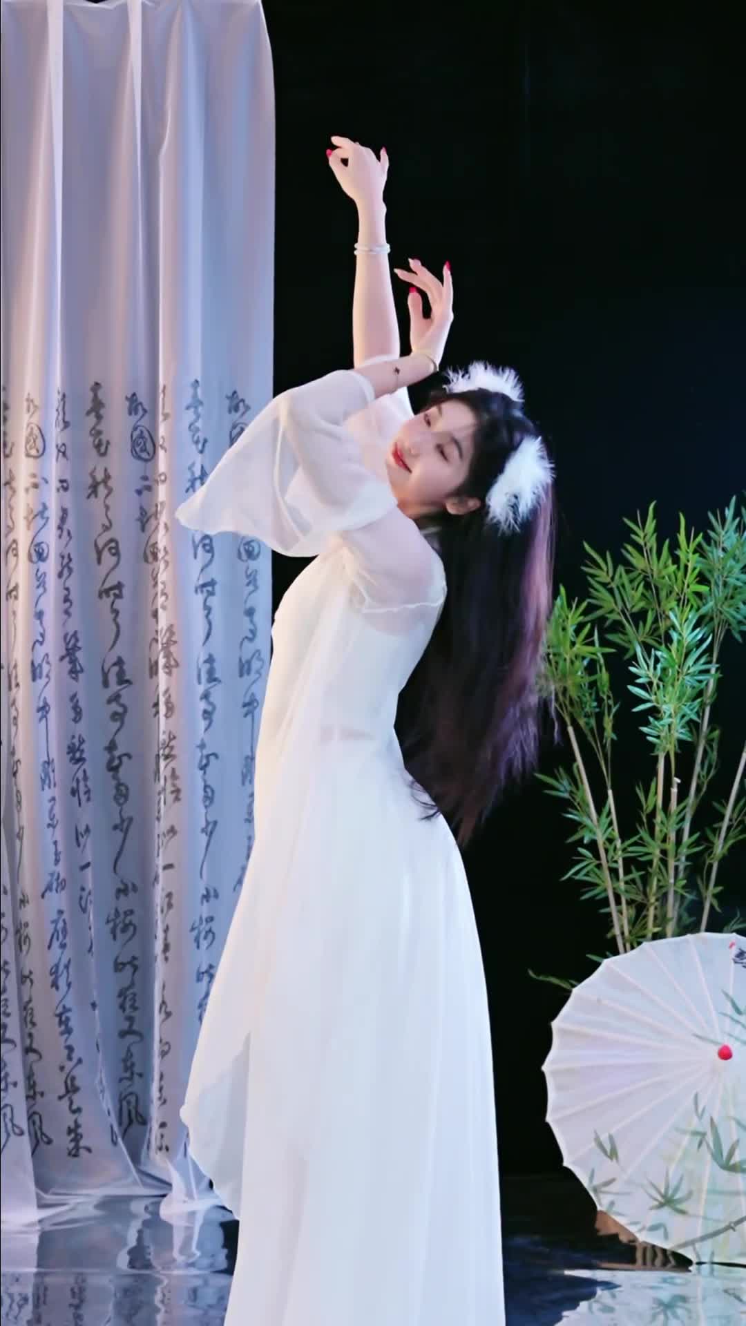 #徐婉婷 #抖音 #舞蹈 #中国舞 @ikan_live 2024-12-18