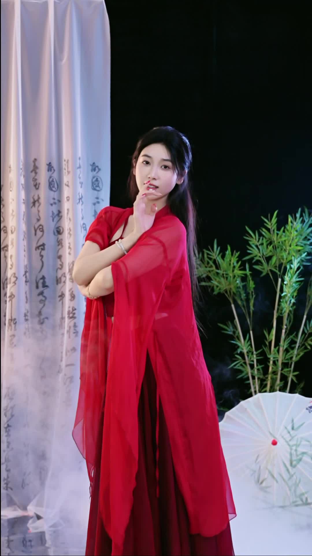 #徐婉婷 #抖音 #舞蹈 #中国舞 @ikan_live 2024-12-15