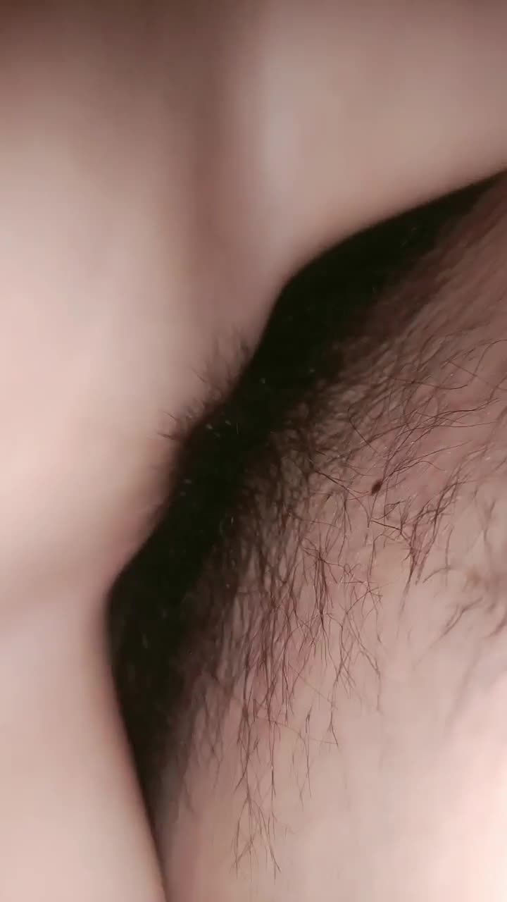 精神小妹直播大秀超超级合集33又是羡慕精神小伙的31天️️️#精神小妹 #直播 #纹身兄弟们 为什么喜欢精神小妹 群主是因为以前整天被精神小妹和他黄毛男友欺负 被按在厕所里踩头 我的愿望就是干一次精神小妹 有大佬满足我吗 我需要两个btc️
