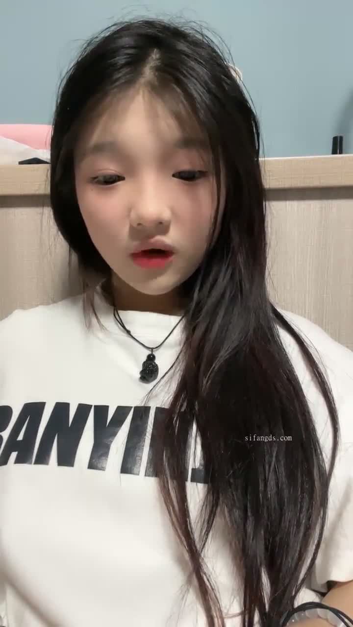 精神小妹直播大秀超超级合集40又是羡慕精神小伙的38天️️️#精神小妹 #直播 #纹身我要去给精神小伙当马仔了 可以轮到吗 我去推屁股也行啊