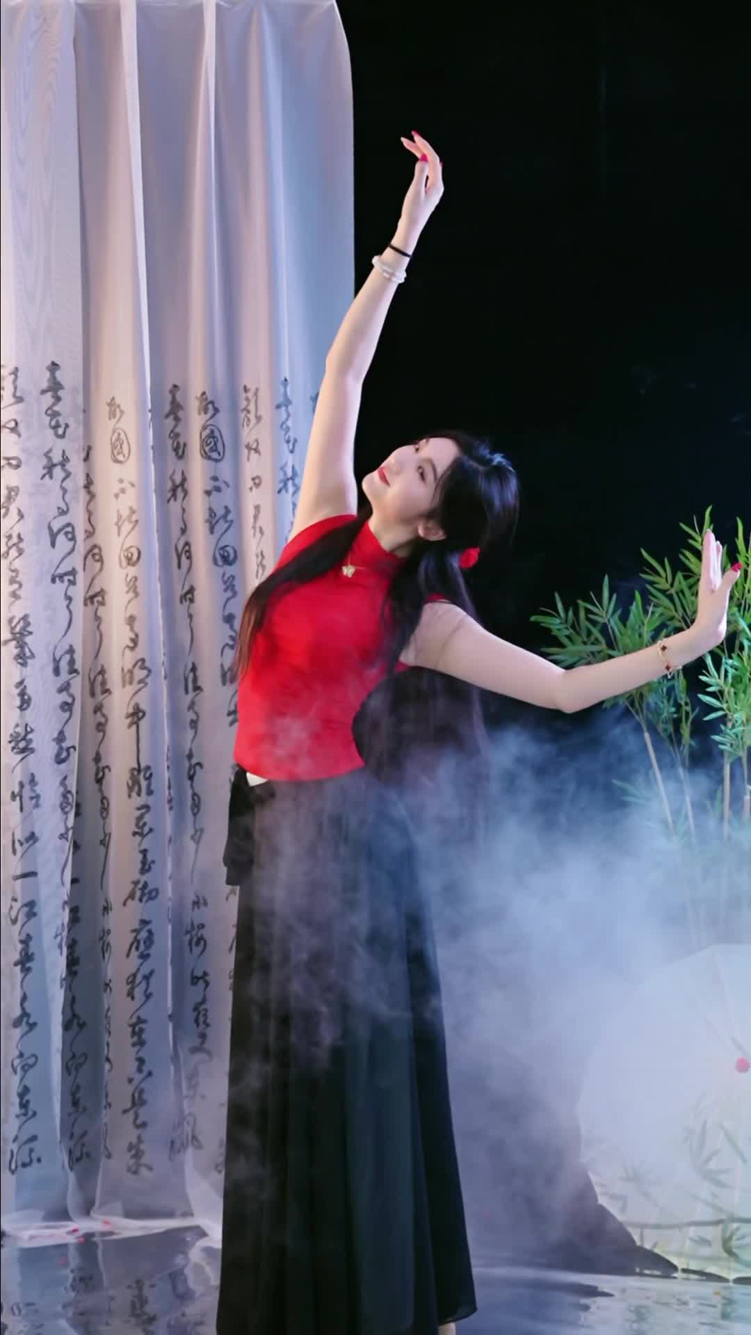 #徐婉婷 #抖音 #舞蹈 #中国舞 @ikan_live 2024-12-17