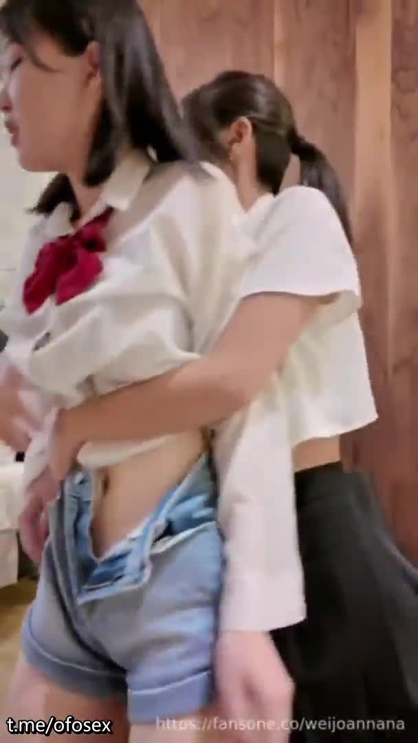 #台湾 #jvid #onlyfans #魏乔安 FansOne 高颜值网红女神 魏乔安 白领反差眼镜娘公司上班寂寞难耐自慰高潮喷水 被同事发现猥亵强行爆操颜射