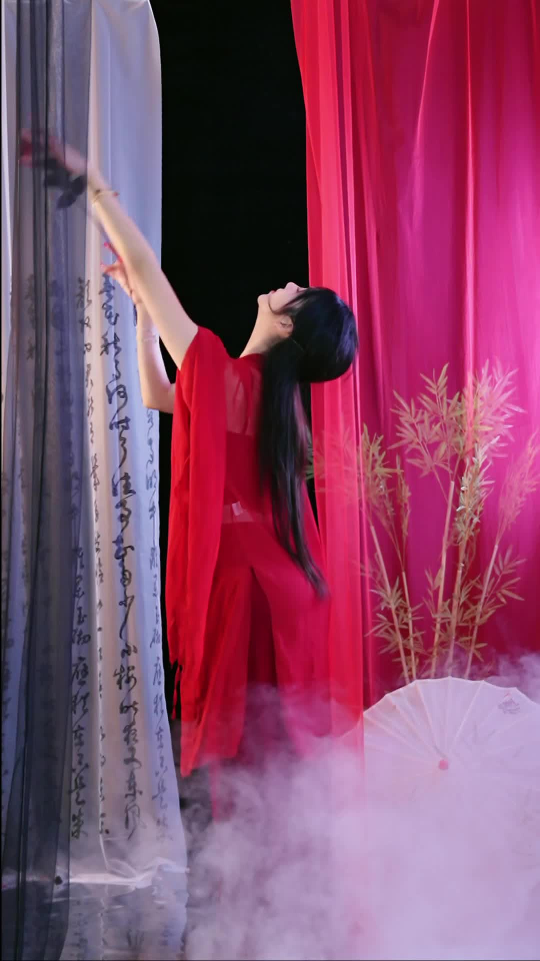 #徐婉婷 #抖音 #舞蹈 #中国舞 @ikan_live 2024-12-15