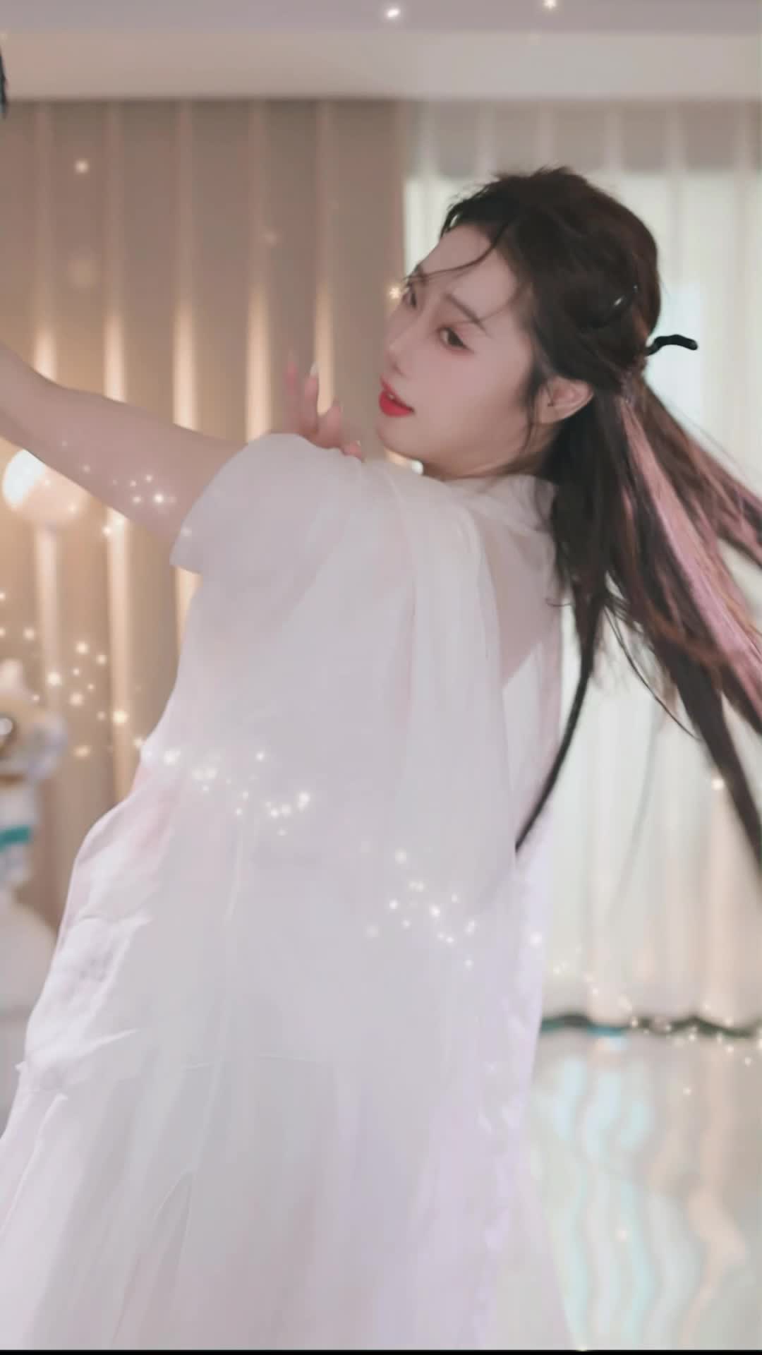 #雪衣容 #抖音 #舞蹈 #中国舞 @ikan_live 2024-12-18