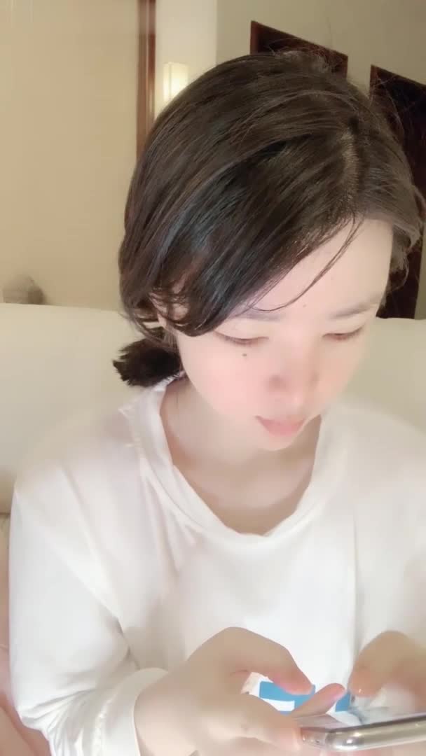 #小妲己 #婉儿 全裸骚舞自慰狂抠喷水 3V