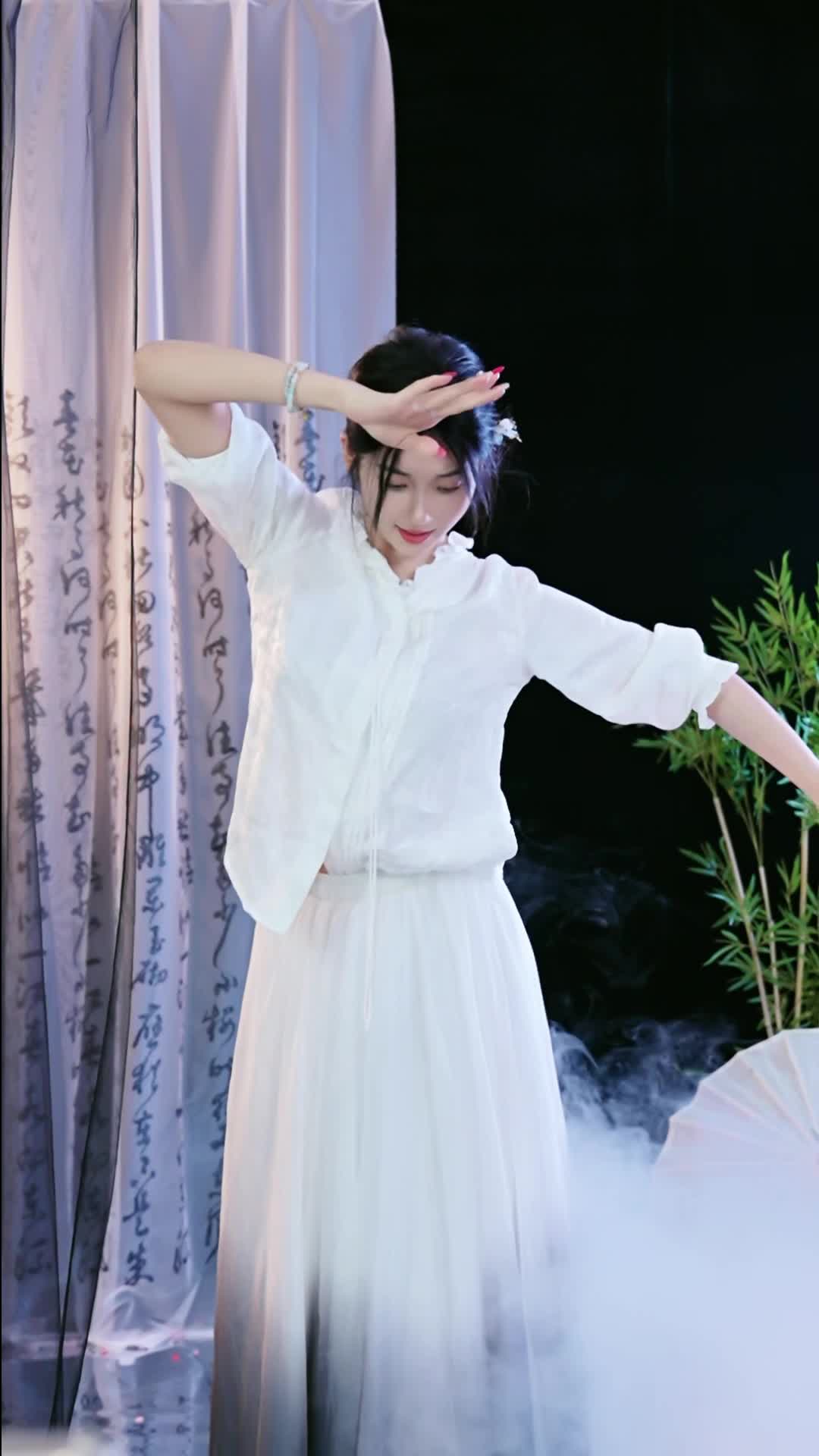 #徐婉婷 #抖音 #舞蹈 #中国舞 @ikan_live 2024-12-15