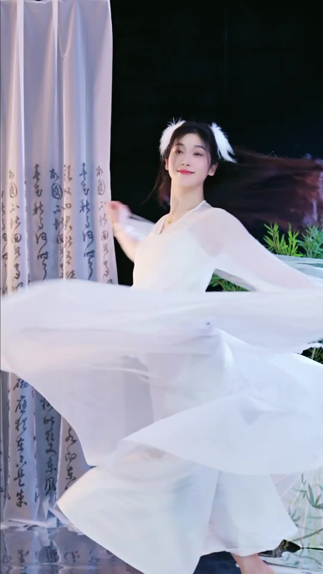 #徐婉婷 #抖音 #舞蹈 #中国舞 @ikan_live 2024-12-18