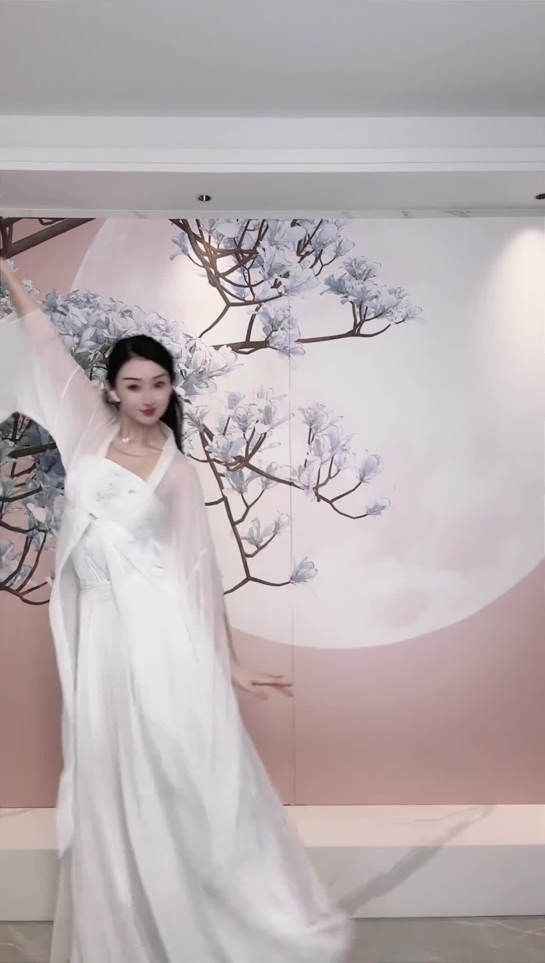 #中国舞_莹莹 #抖音 #舞蹈 #中国舞 @ikan_live 2024-12-19