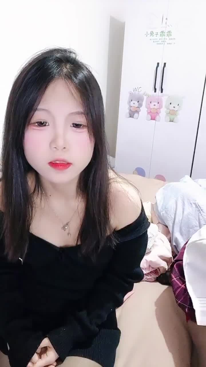 生活不易少萝卖艺，科技改变生活，以前哪有这种东西看 #少萝宝宝