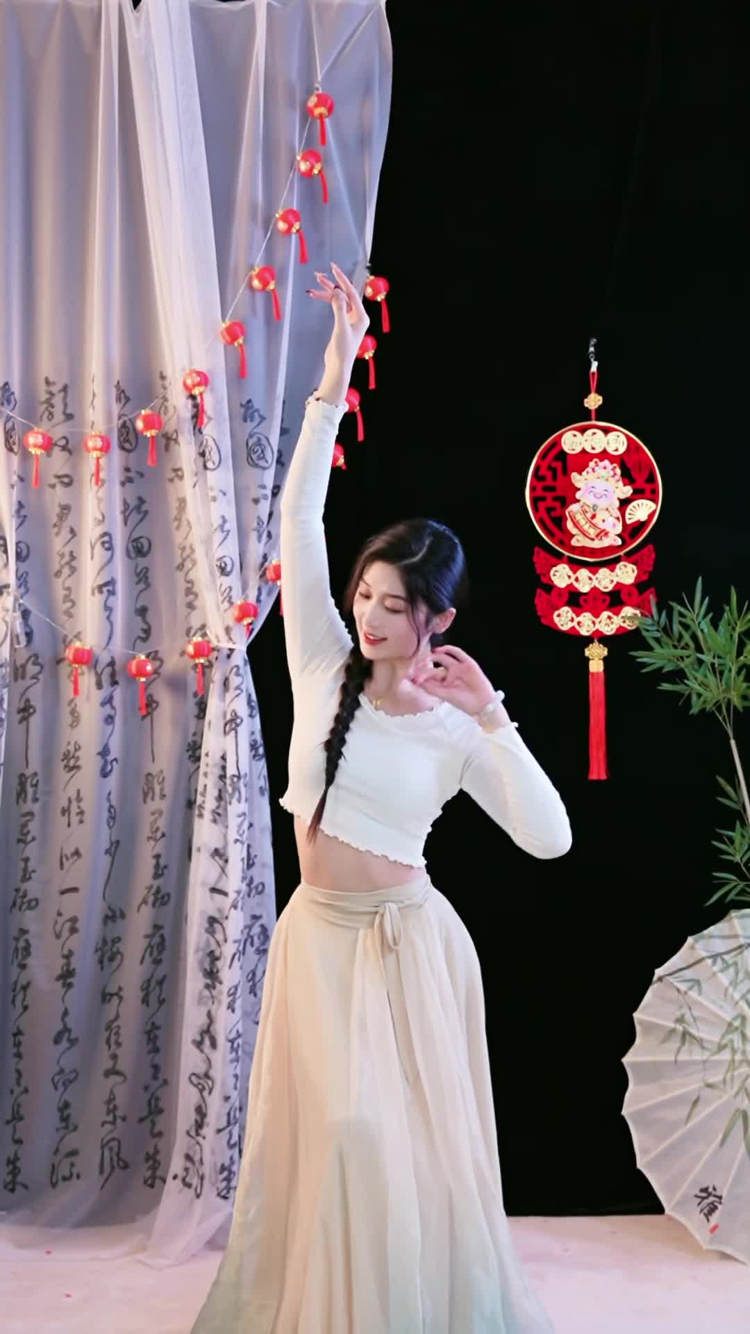 #婉儿 #抖音 #舞蹈 @ikan_live 2024-02-08