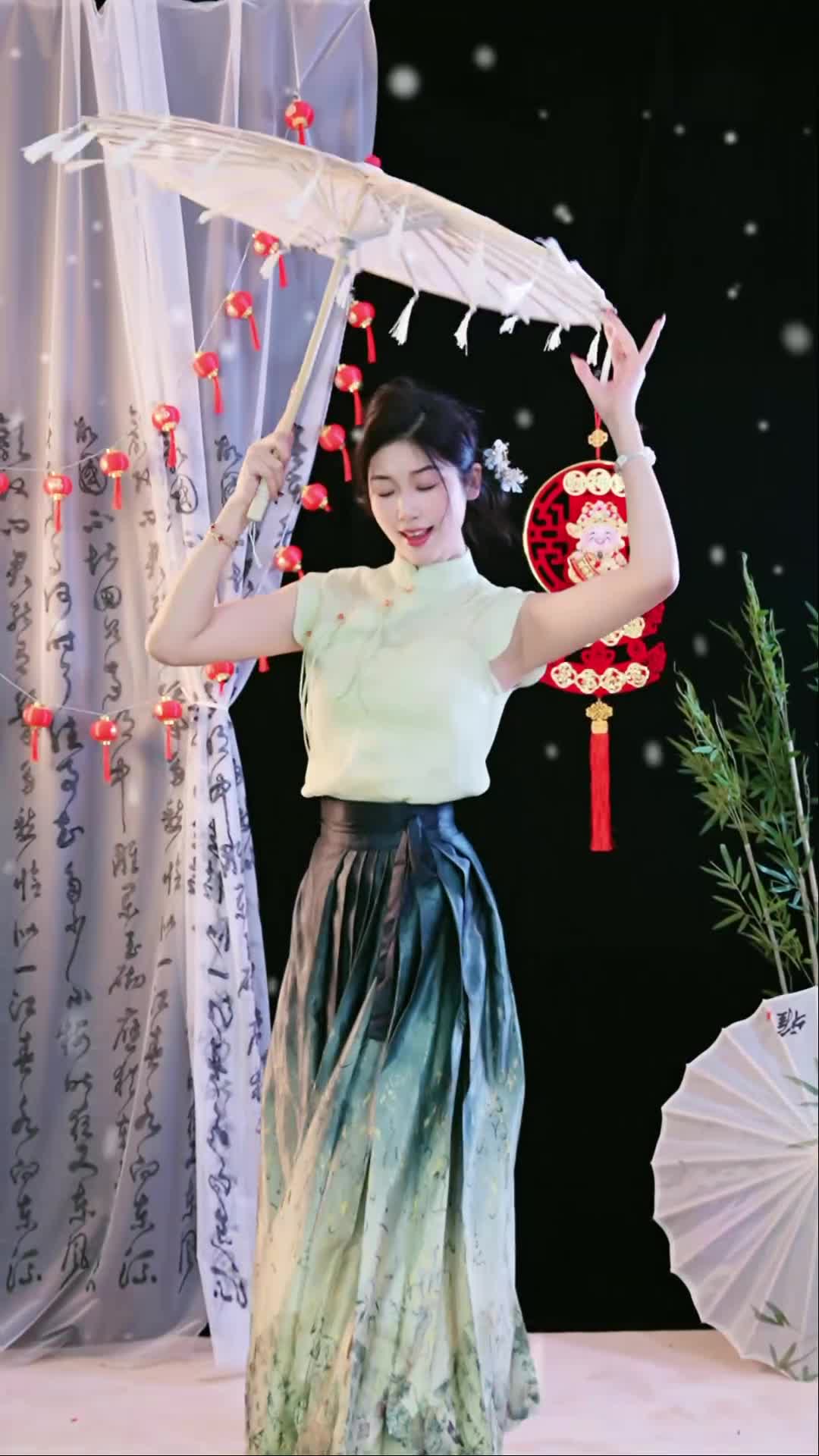 #婉儿 #抖音 #舞蹈 @ikan_live 2024-02-09