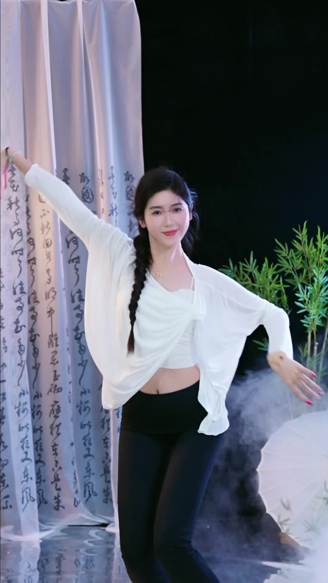 #徐婉婷 #抖音 #舞蹈 #中国舞 @ikan_live 2024-12-18