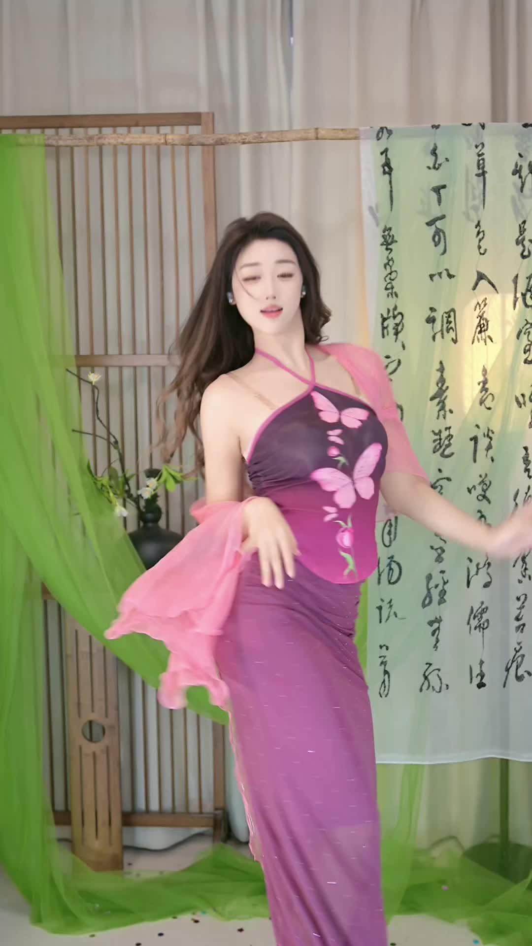 #敏敏_中国舞版 #抖音 #舞蹈 #中国舞 @ikan_live 2024-02-25