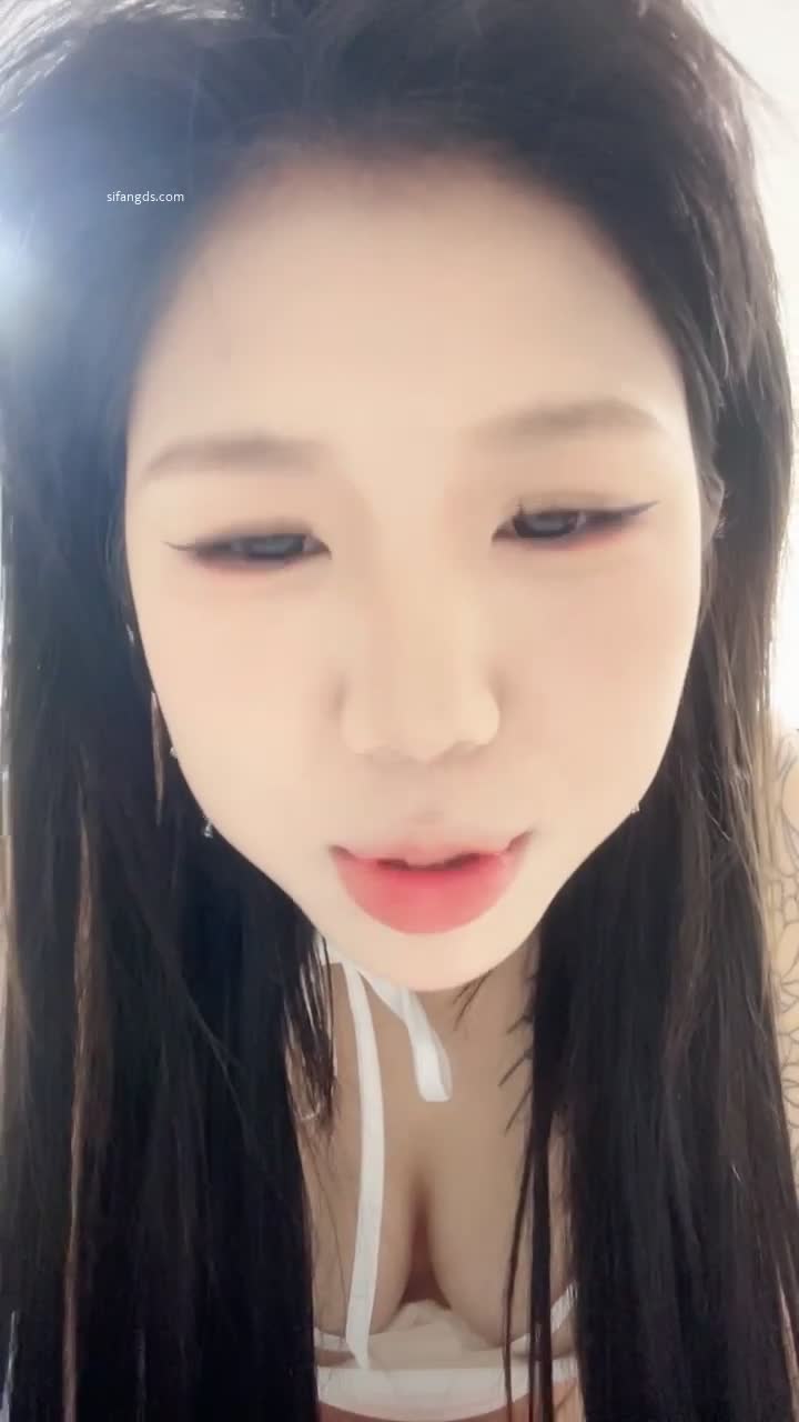 精神小妹直播大秀超超级合集43又是羡慕精神小伙的41天️️️#精神小妹 #直播 #纹身我要去给精神小伙当马仔了 可以轮到吗 我去推屁股也行啊