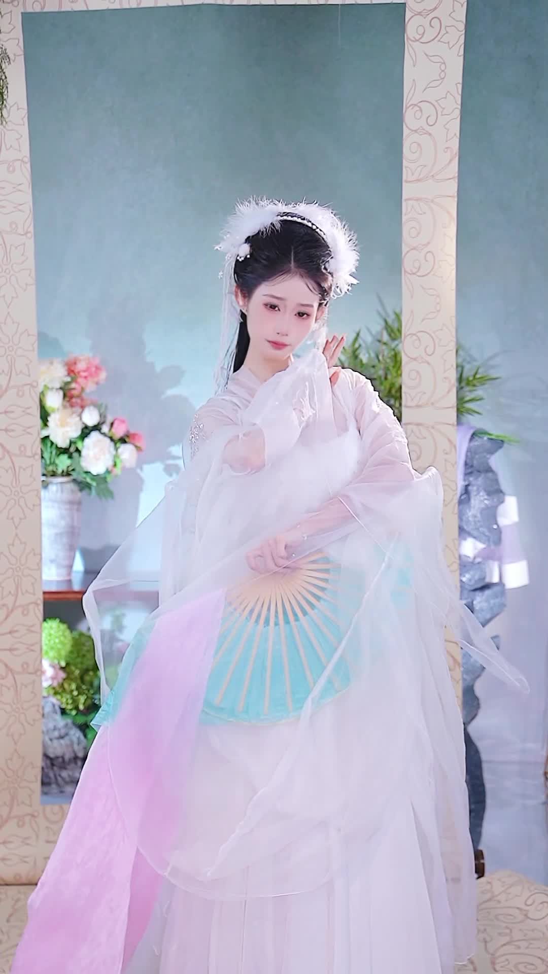 #思思 #抖音 #舞蹈 #中国舞 @ikan_live 2024-02-24