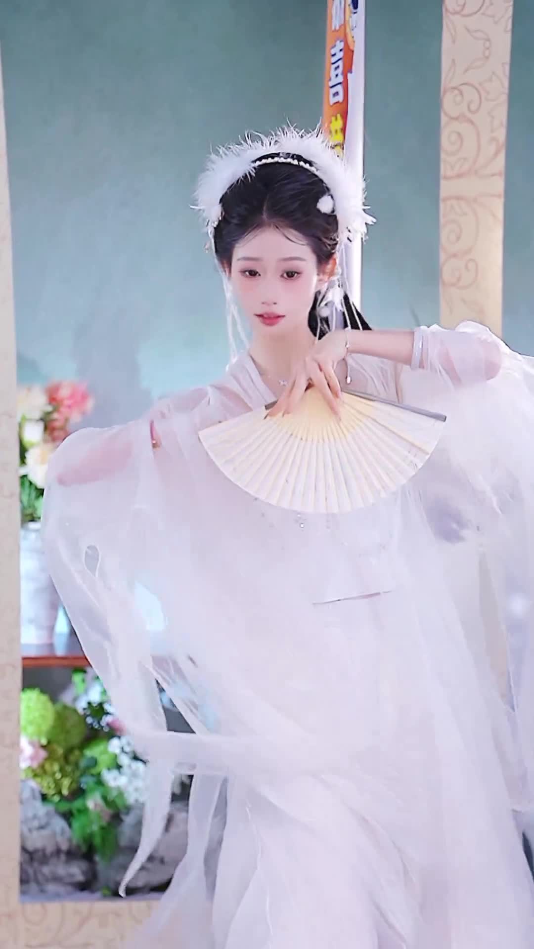 #思思 #抖音 #舞蹈 #中国舞 @ikan_live 2024-02-24