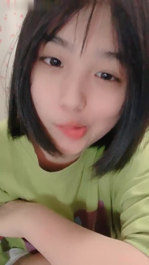 #小妲己 #色色白虎萝莉 邻家美少女白虎美逼清纯颜值诱人 4V