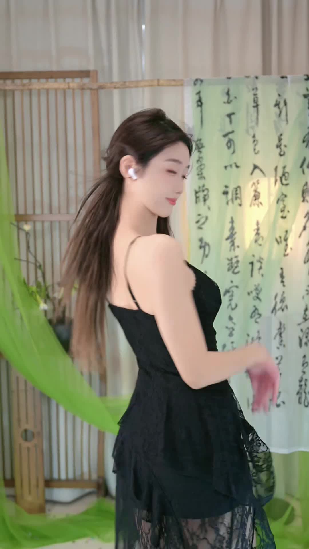 #敏敏_中国舞版 #抖音 #舞蹈 #中国舞 @ikan_live 2024-02-24