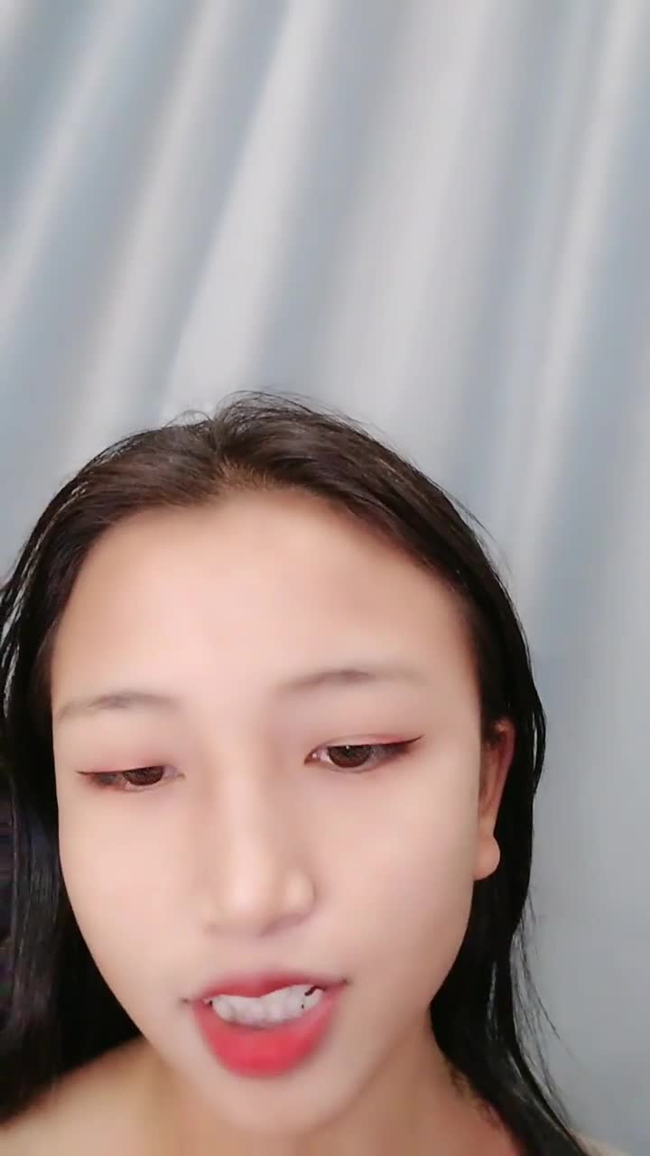 精神小妹直播大秀超超级合集104又是羡慕精神小伙的94天#精神小妹 #直播 #纹身我要去给精神小伙当马仔了 可以轮到吗 我去推屁股也行啊
