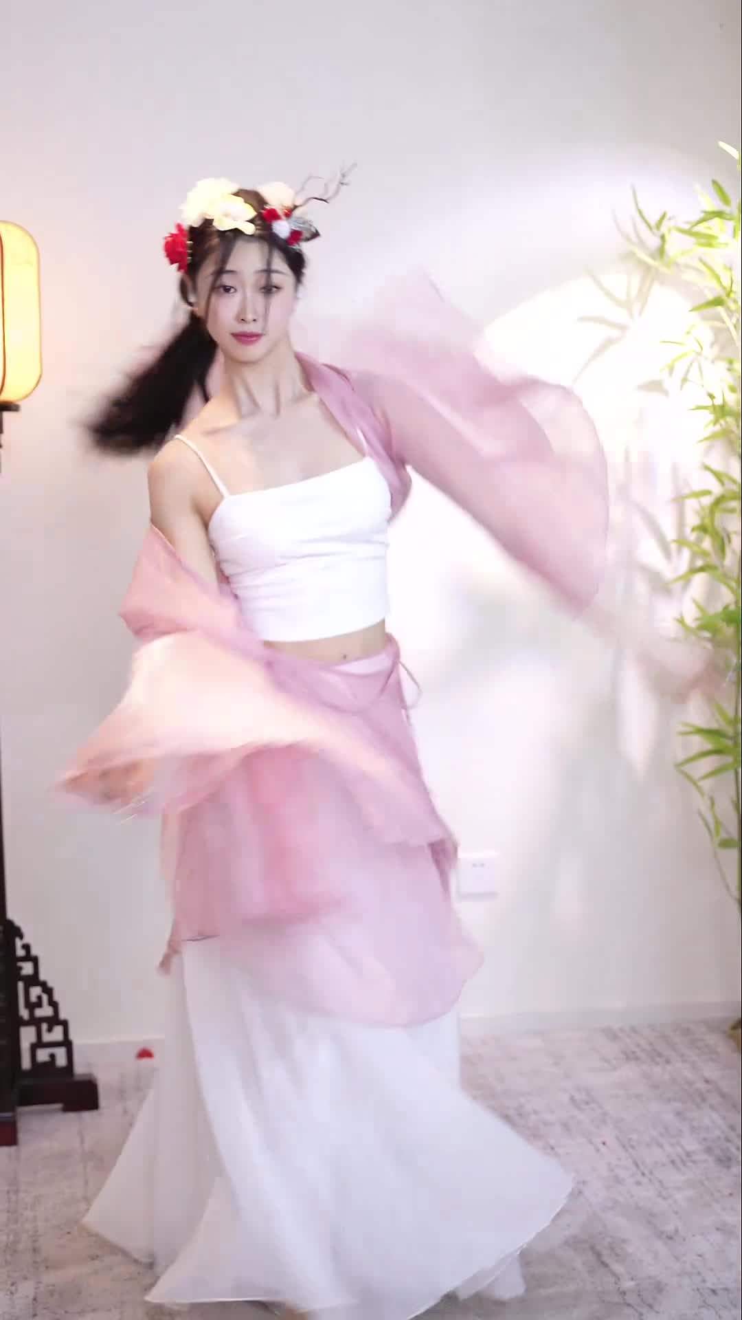 #白鹭 #抖音 #舞蹈 #中国舞 @ikan_live 2025-03-12