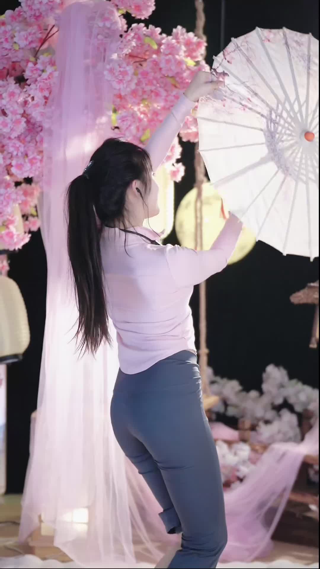 #唐紫涵 #抖音 #舞蹈 #中国舞 @ikan_live 2025-03-07