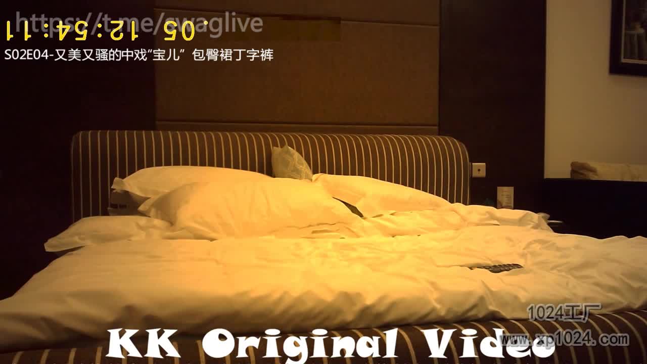 91KK哥（富一代CaoB哥）-又美又骚的中戏97年高颜值超美校花宝儿,包臀裙丁字裤,超级主动!更多精彩内用点击搜索