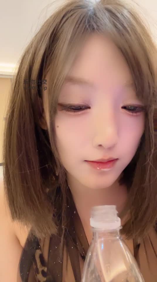 @AIU红绿灯2024-12-31